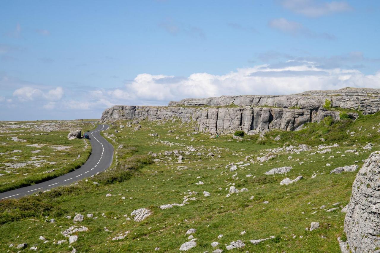 Into The Burren Hotel Murroogh Ngoại thất bức ảnh