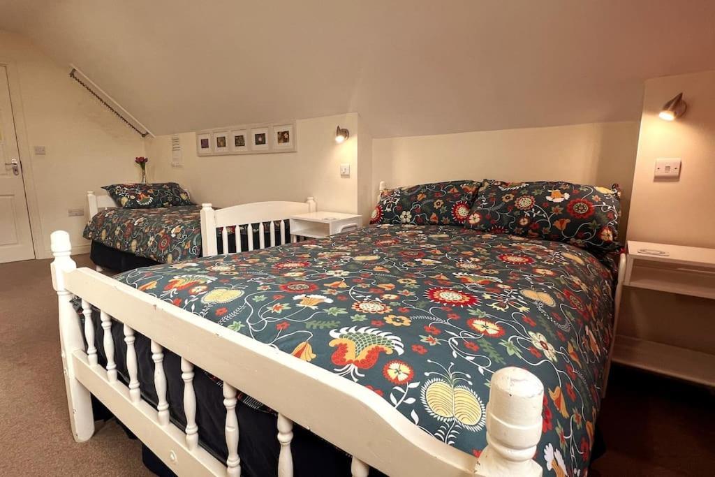 Into The Burren Hotel Murroogh Ngoại thất bức ảnh